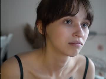 girl
        diruriru cam image #4016533