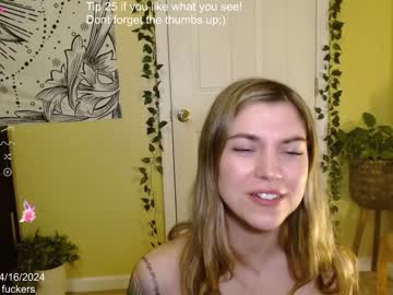 girl
        skybella_ cam image #3952084