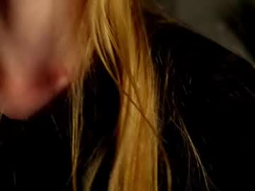 girl
        gemmabrabazon cam image #4420429
