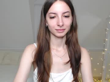 girl
        shy_cut1e cam image #2106514