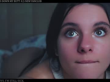 girl
        lorettadunnell cam image #5664366