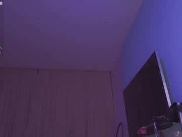 girl
        aveksmr cam image #149690