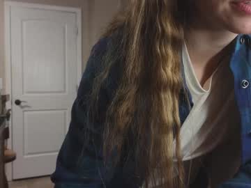 girl
        chroniclove cam image #5988828