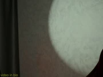 girl
        yeepshyy cam image #3609947