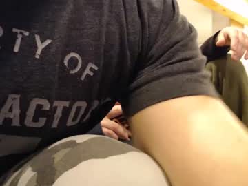 couple
        lustfullives cam image #3376204