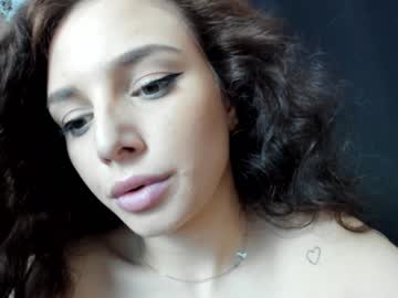 girl
        9harlotte99 cam image #1129223