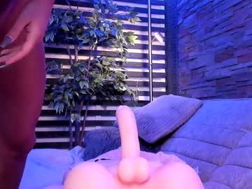 girl
        fantasystudiox cam image #4229316