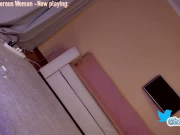 girl
        hollyextra cam image #13808