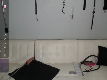 couple
        jinxy_moans cam image #5400256