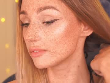girl
        artease cam image #1956131