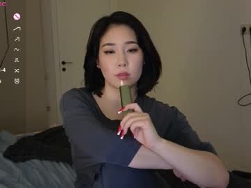 girl
        ki_mi cam image #6203097