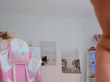 girl
        alice_forfun cam image #4489593