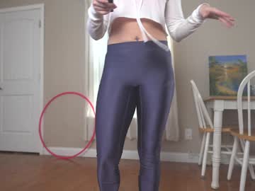 girl
        chroniclove cam image #6317461