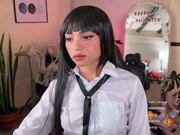 girl
        sweet_littleee cam image #5377834