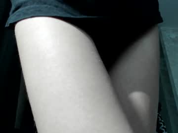 girl
        courtney_luv cam image #6727188