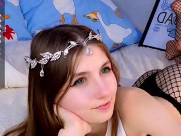 girl
        cute_fox_girl cam image #3793828