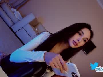 girl
        hollyextra cam image #399462