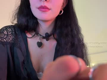 girl
        _deepthroatgalactica cam image #6427983
