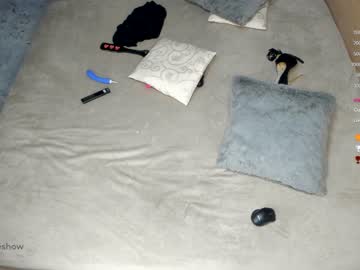 girl
        theanytimeshow cam image #2992697