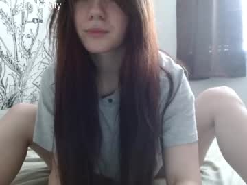girl
        _modestmouse cam image #1543130