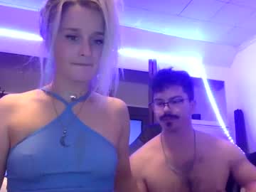 couple
        kittyndaddy757458 cam image #3223691