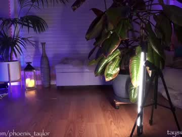 girl
        phoenix_taylor cam image #832728