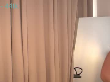 girl
        rainevi cam image #7026995