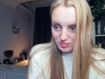 girl
        stun1ng_blonde cam image #5520736
