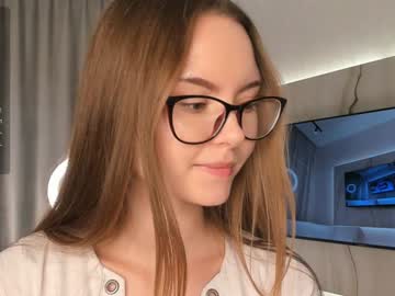 girl
        gemmacockayne cam image #4858811