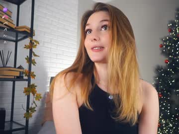 girl
        vibe_house cam image #5808749