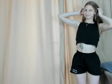 girl
        garyntrue cam image #4302927