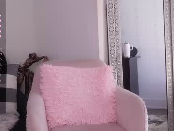 girl
        mysticxkitty cam image #4025489