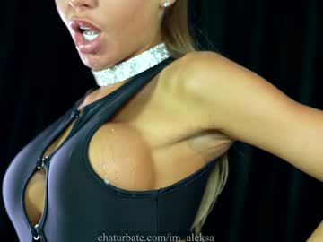 girl
        im_aleksa cam image #6035958