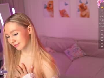 girl
        avroramy cam image #6245202