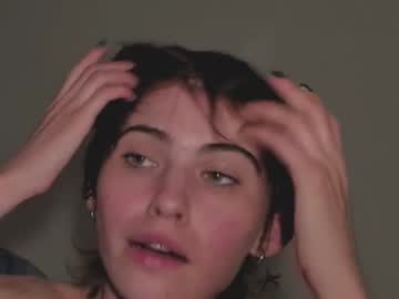 girl
        helensheaven cam image #2281550