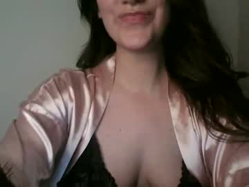 girl
        naughtysubgal cam image #760202