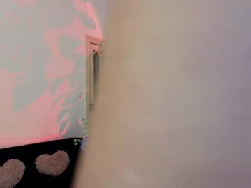 girl
        deniseone cam image #6482250
