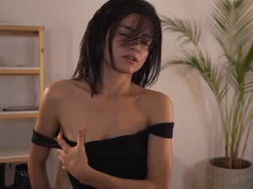 girl
        urcutelinda cam image #4588642
