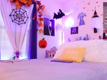 girl
        emmasky69 cam image #2690848