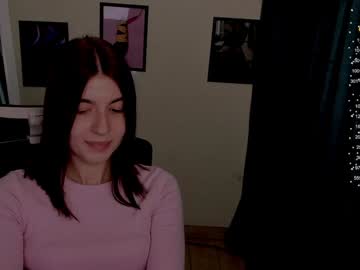 girl
        stacy_cy cam image #5266273
