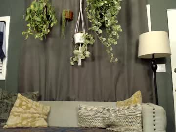 girl
        flowqueen cam image #6199182