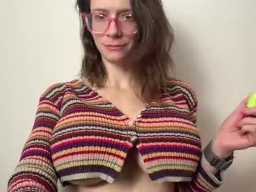 girl
        naomi_reah cam image #3314221
