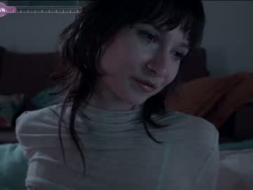 girl
        chaturbatable cam image #3860526