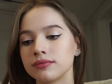 girl
        hecola cam image #5182419