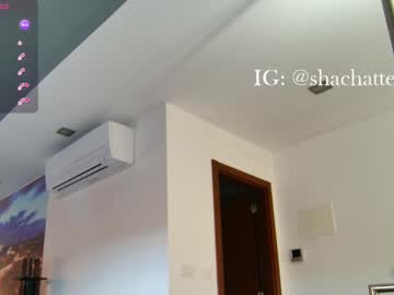 girl
        shachatte cam image #6798765
