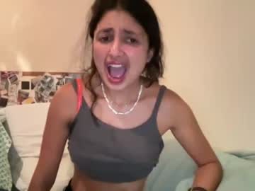 girl
        tomboyskank cam image #3146668