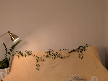 girl
        pollyhayley cam image #4691815