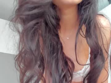 girl
        _isiah cam image #4122820