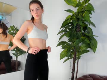 girl
        jacquelinechurch cam image #856473