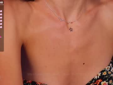 girl
        dora_sexplorer cam image #2165278